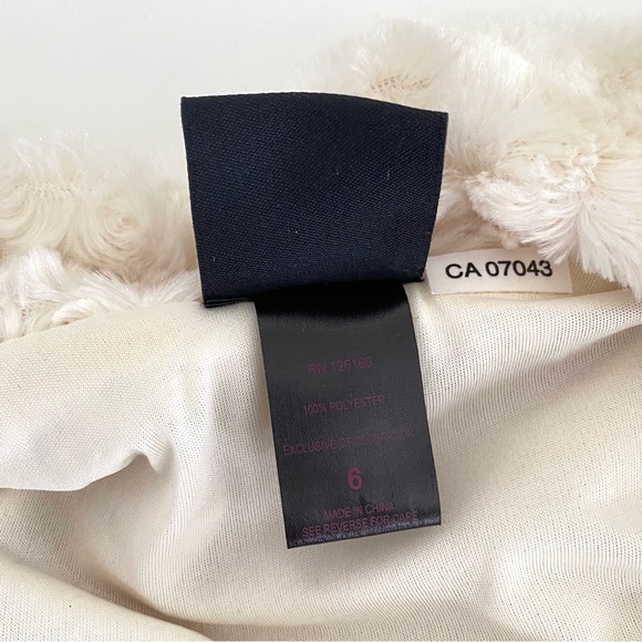 Girls Bolero Style Fluffy Sweater Jacket - Picture 4 of 6